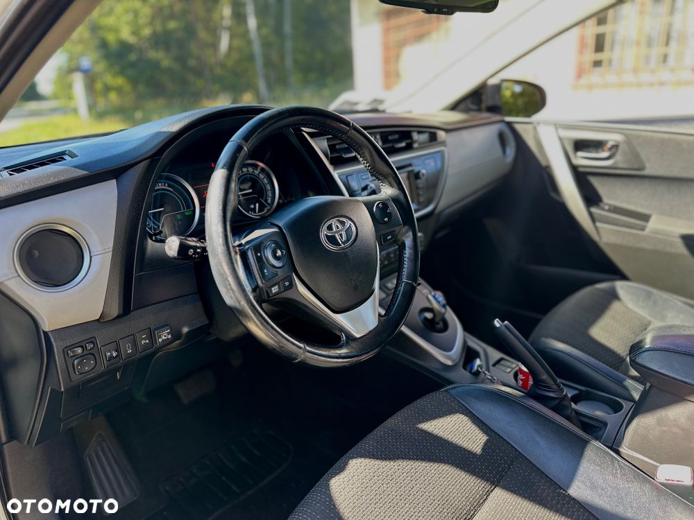Toyota Auris 1.8 HSD Luna - 9