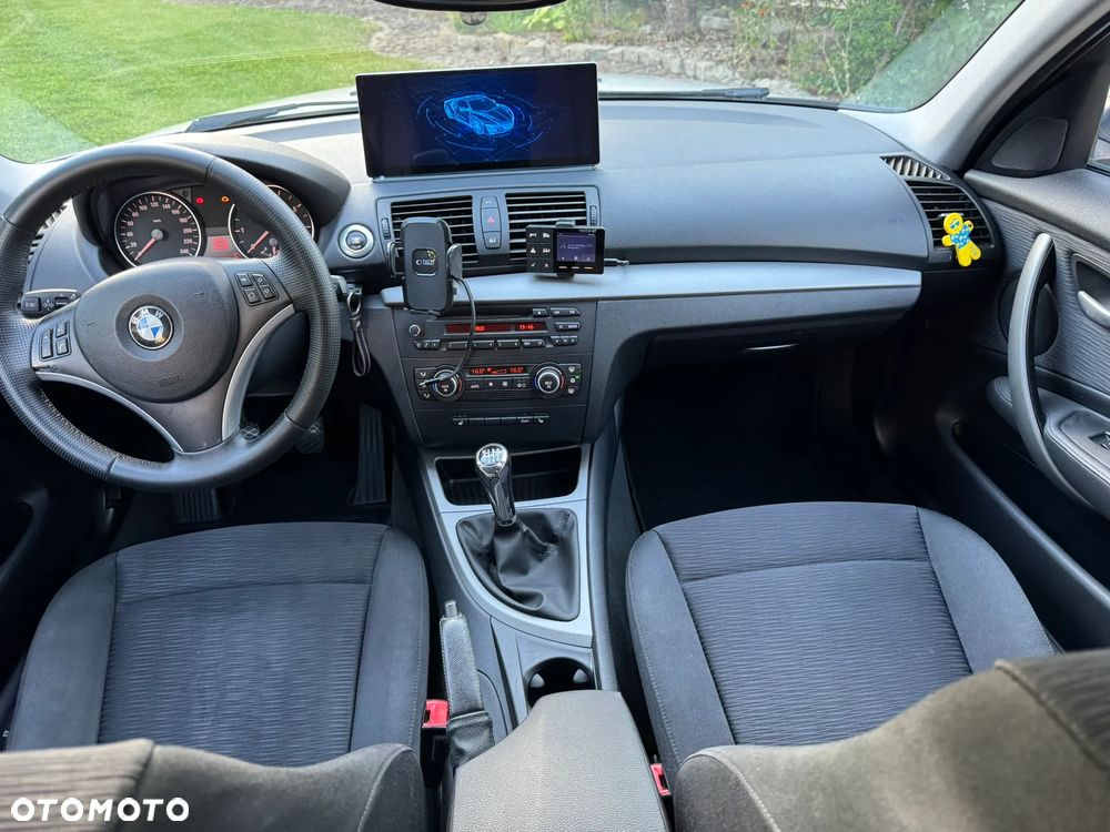 BMW Seria 1 116i - 12