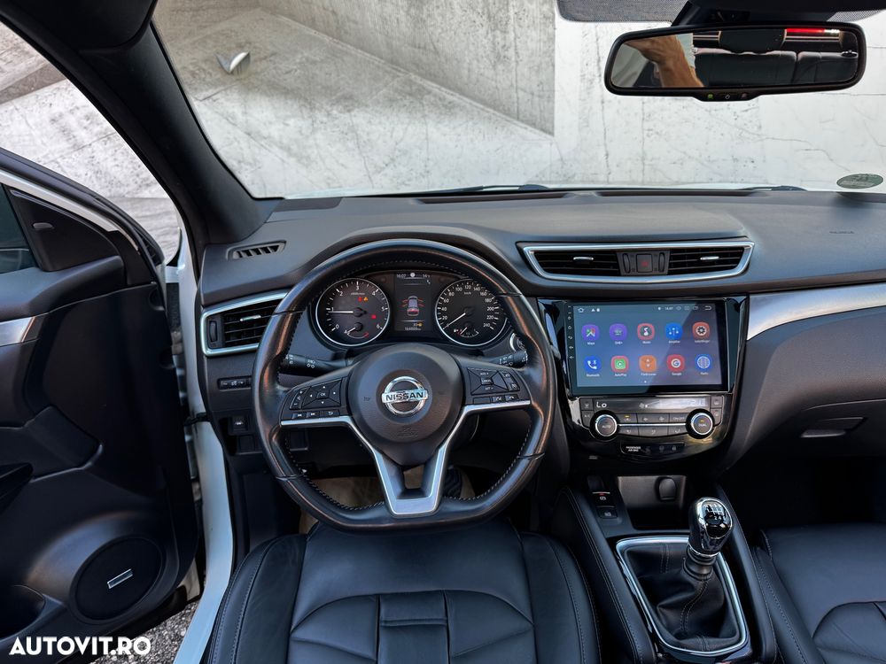Nissan Qashqai 1.6 DCI TEKNA+ - 33