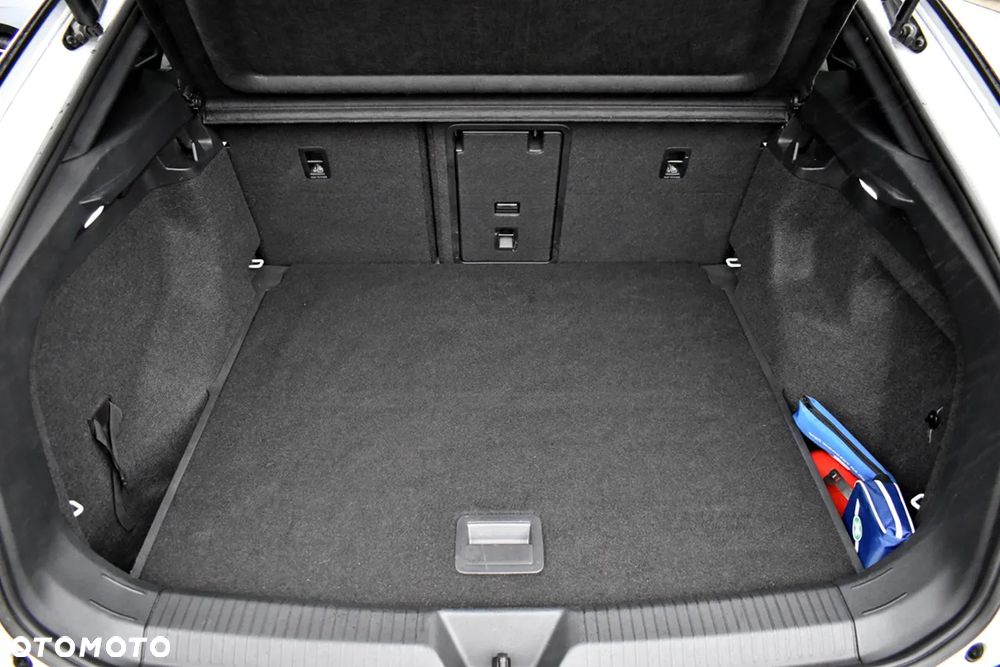 Volkswagen ID.5 77kWh Pro Performance - 34