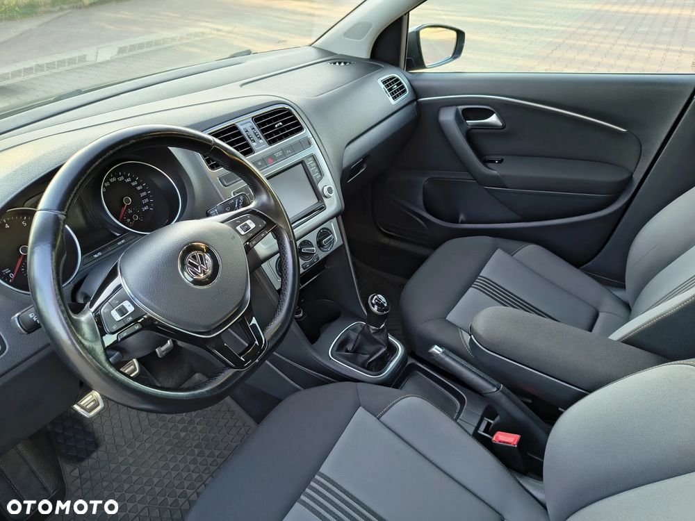 Volkswagen Polo 1.2 TSI Blue Motion Technology Allstar - 9
