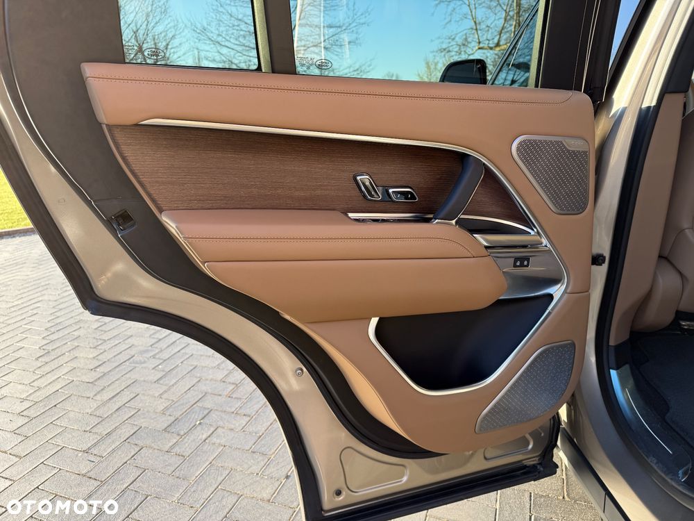 Land Rover Range Rover 4.4 V8 P535 Autobiography - 13