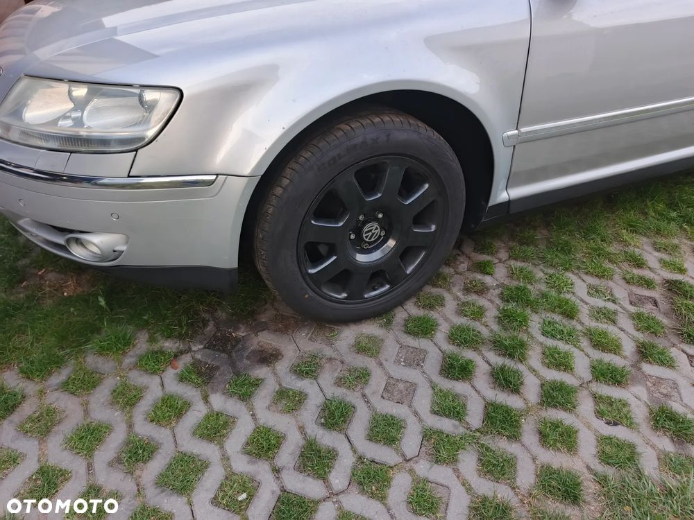 Volkswagen Phaeton 3.2 V6 Tiptr (5 os.) - 24