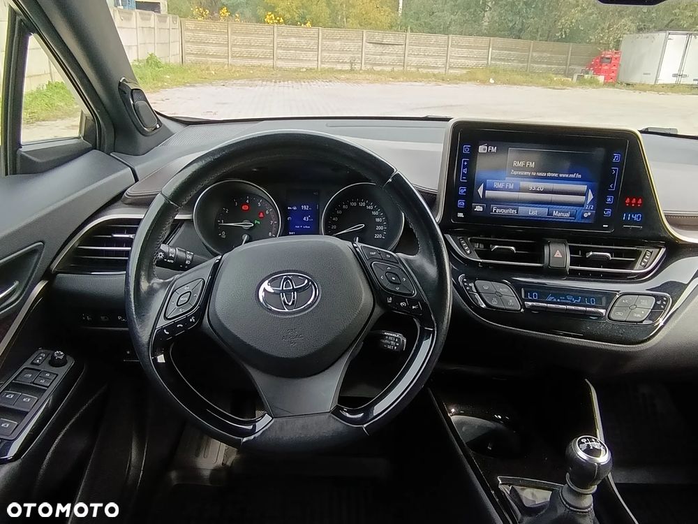 Toyota C-HR 1.2 T GPF Prestige - 32