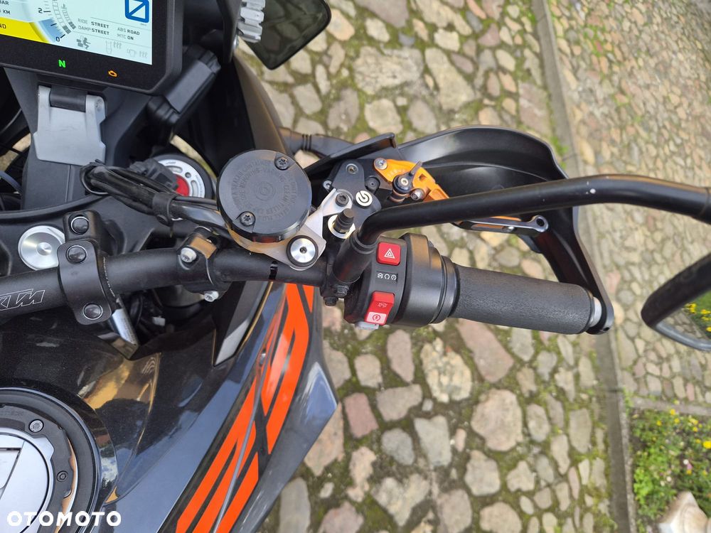 KTM Super Adventure - 11