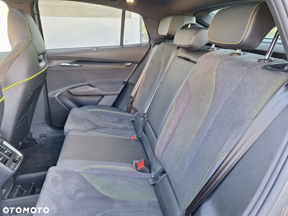 Skoda Enyaq Coupe RS 82kWh Advanced - 12