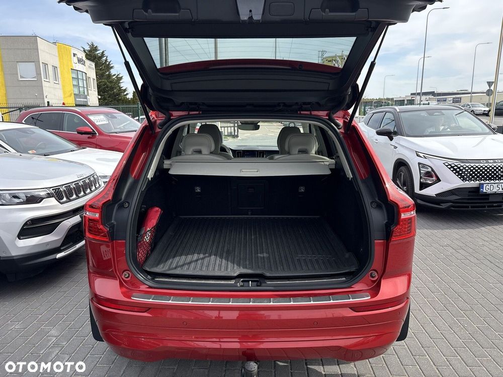 Volvo XC 60 B4 D Momentum - 30