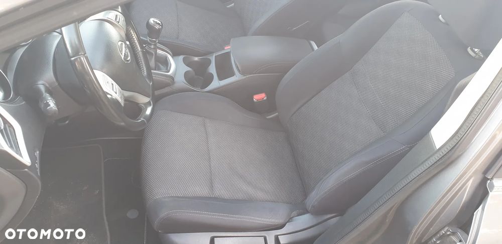 Nissan Qashqai 1.5 dCi DPF 360 - 20