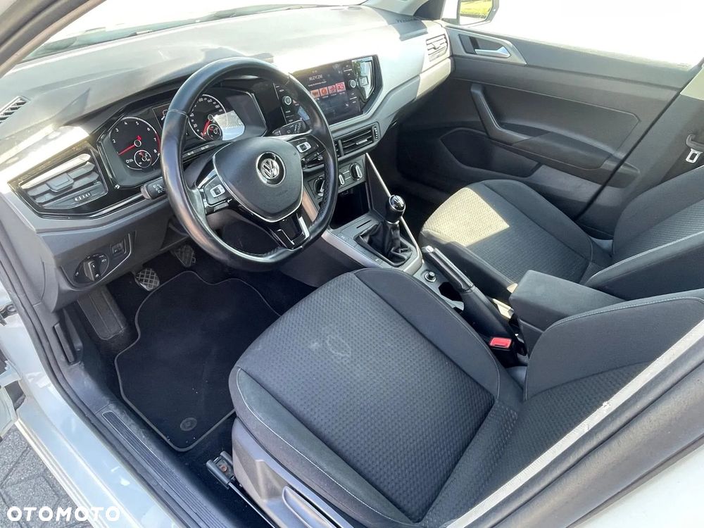 Volkswagen Polo 1.0 TSI OPF UNITED - 10