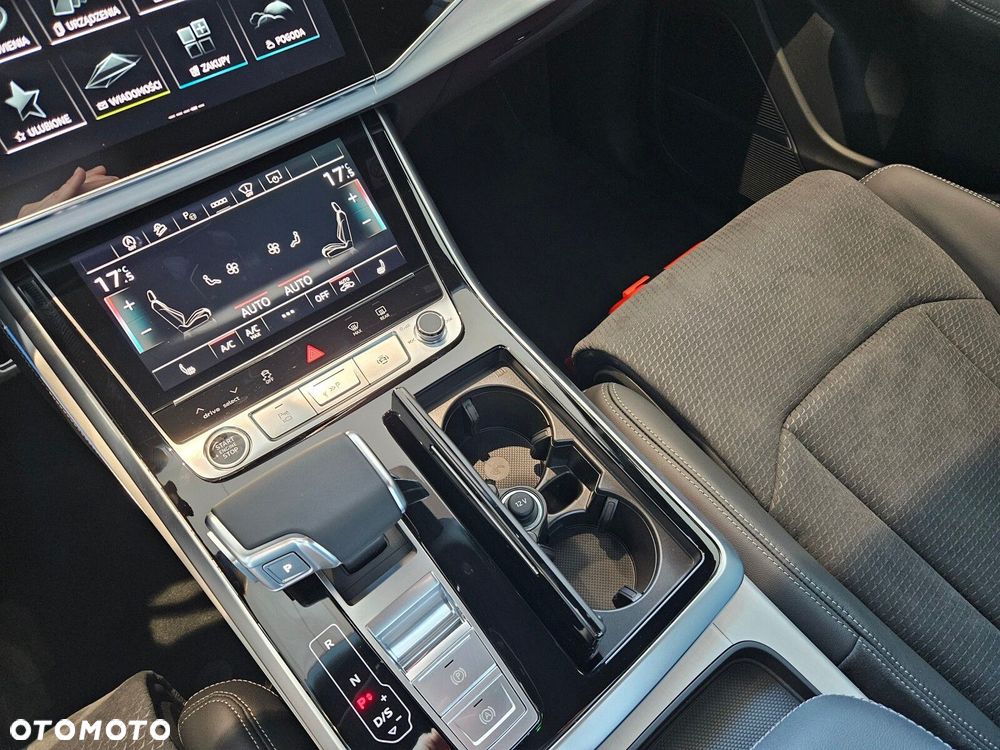 Audi Q8 - 33