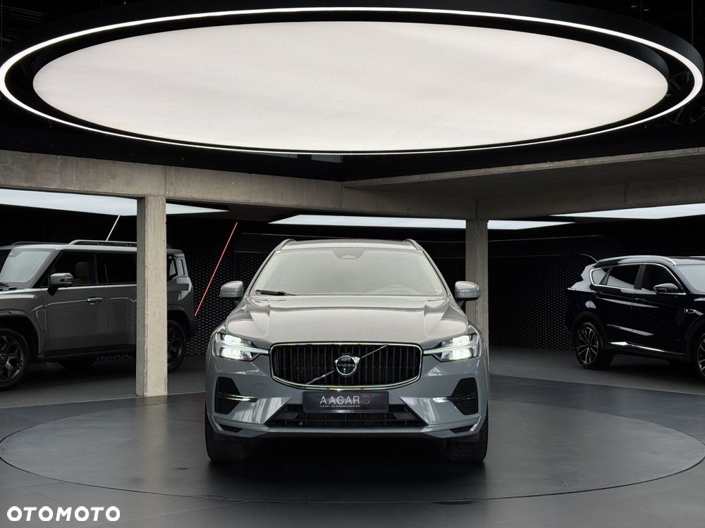 Volvo XC 60 B4 B Essential - 9