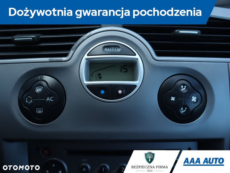 Renault Grand Scenic - 21