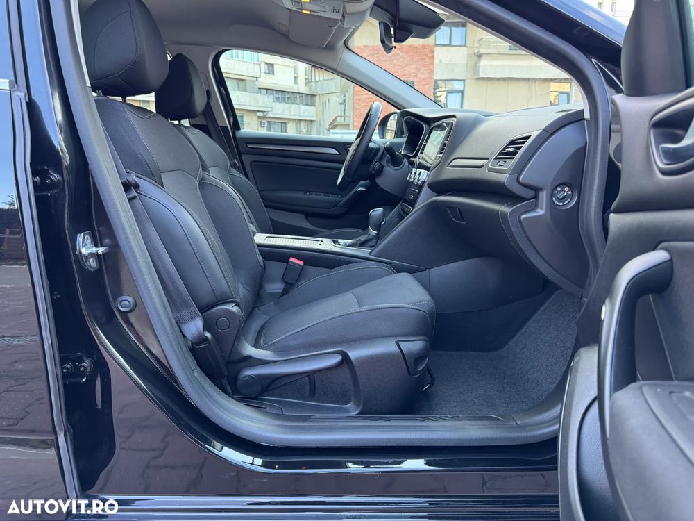 Renault Megane E-TECH 160 INTENS - 15