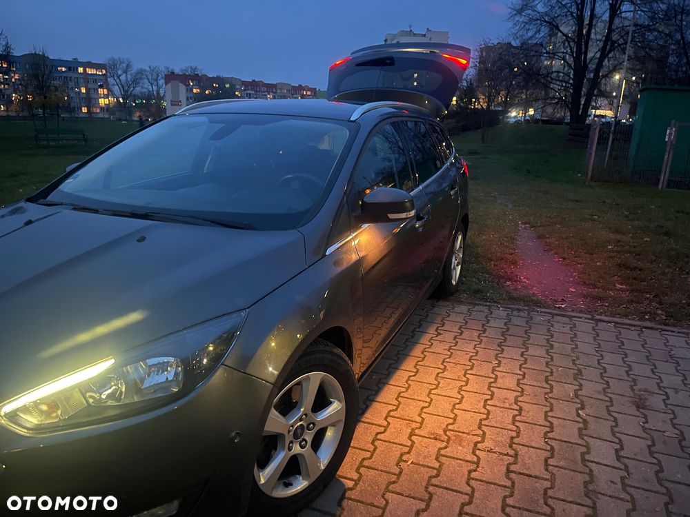 Ford Focus 1.5 EcoBoost STart-Stopp-System TITANIUM - 5