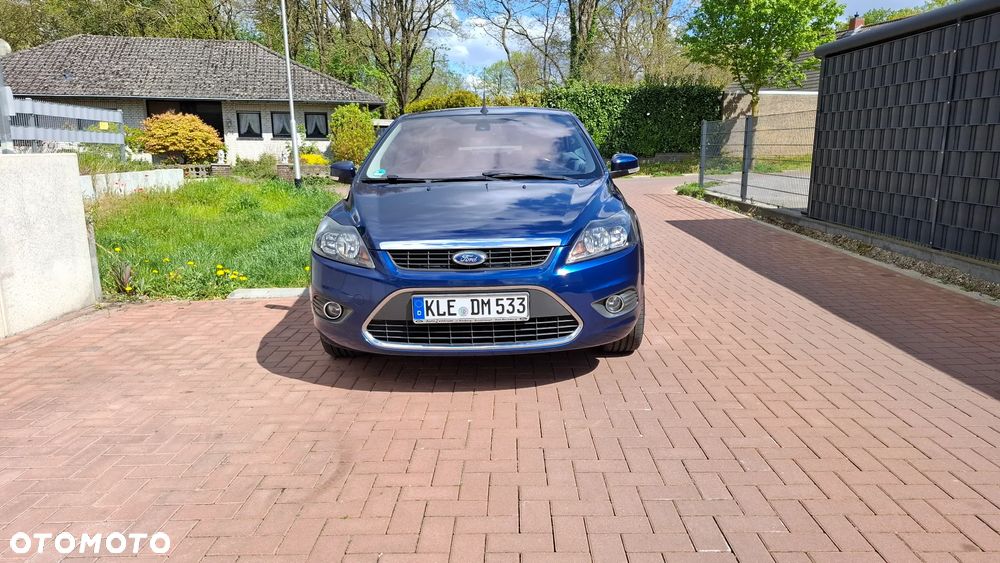 Ford Focus 2.0 16V Titanium - 11