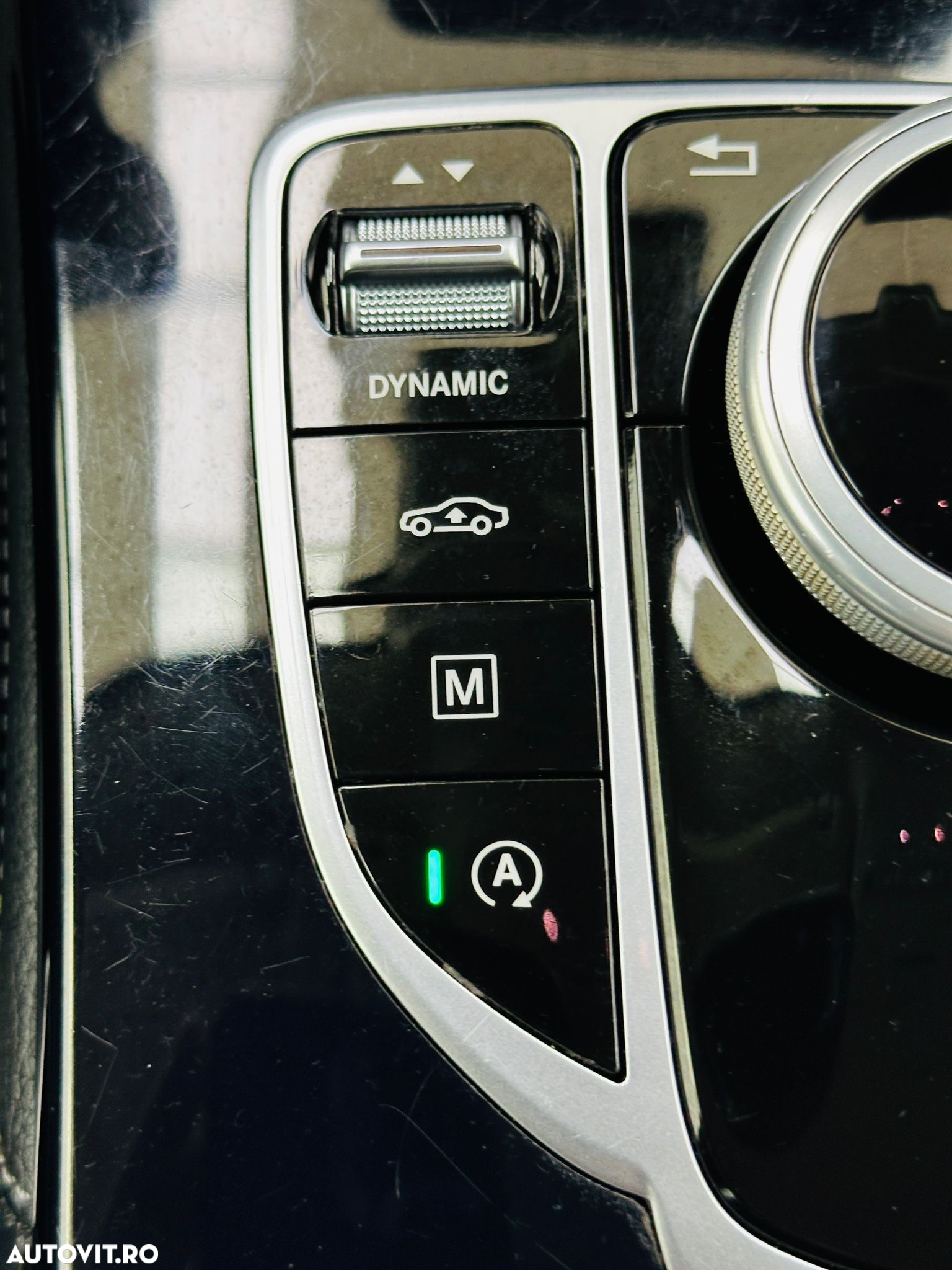 Mercedes-Benz GLC - 34