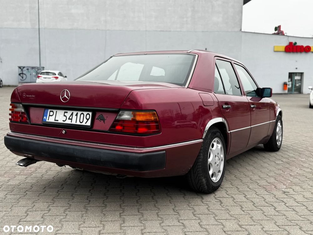 Mercedes-Benz W124 (1984-1993) - 26