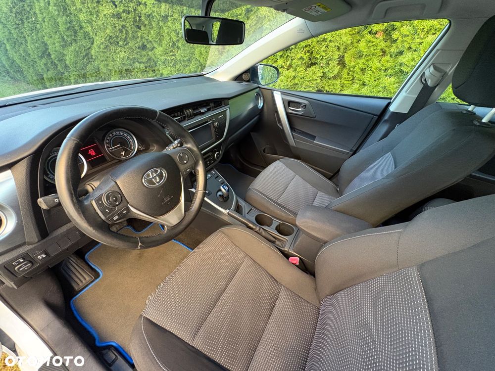Toyota Auris 1.8 HSD Luna - 7