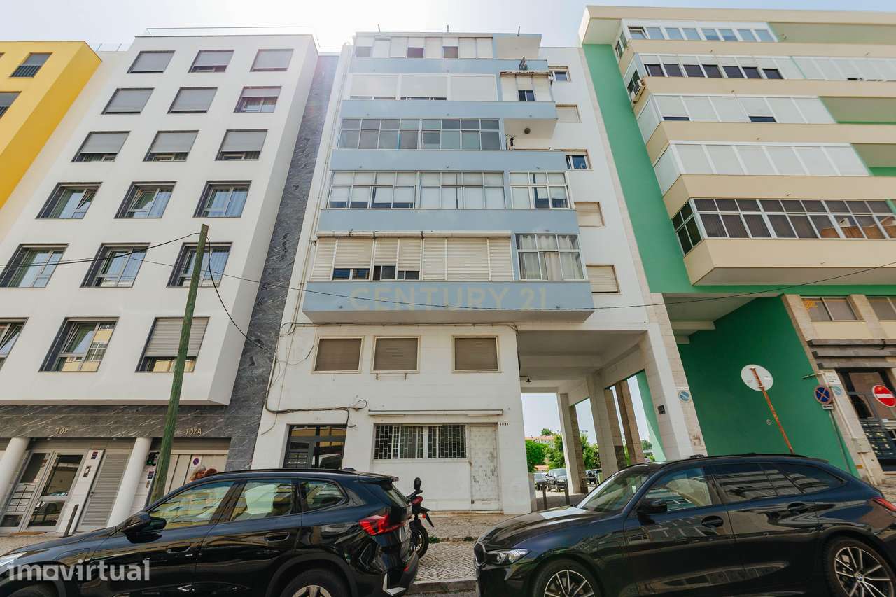 Apartamento Renovado T2 com Vista Panorâmica em Marvila, Lisboa - Grande imagem: 2/33