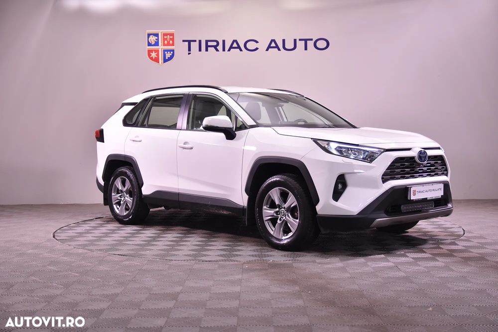 Toyota RAV4 - 8