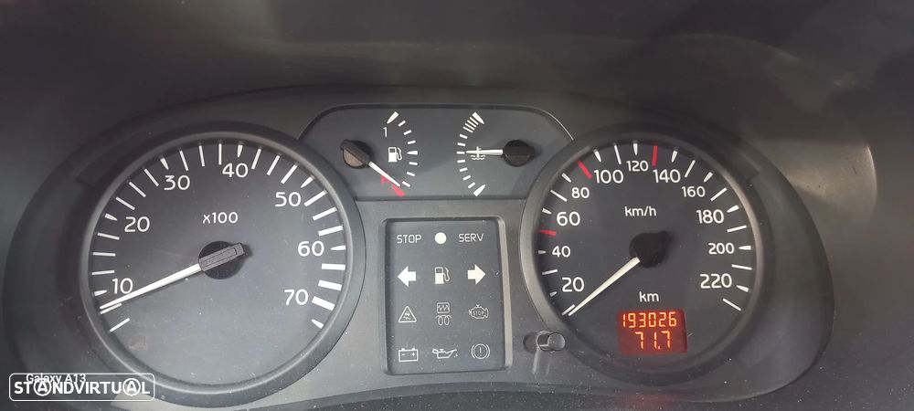 Renault Clio 1.2 16V Privilège - 12
