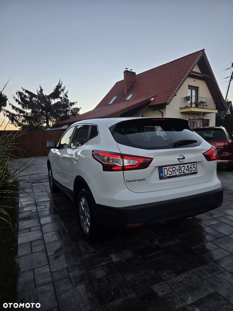 Nissan Qashqai 1.2 DIG-T Visia - 8