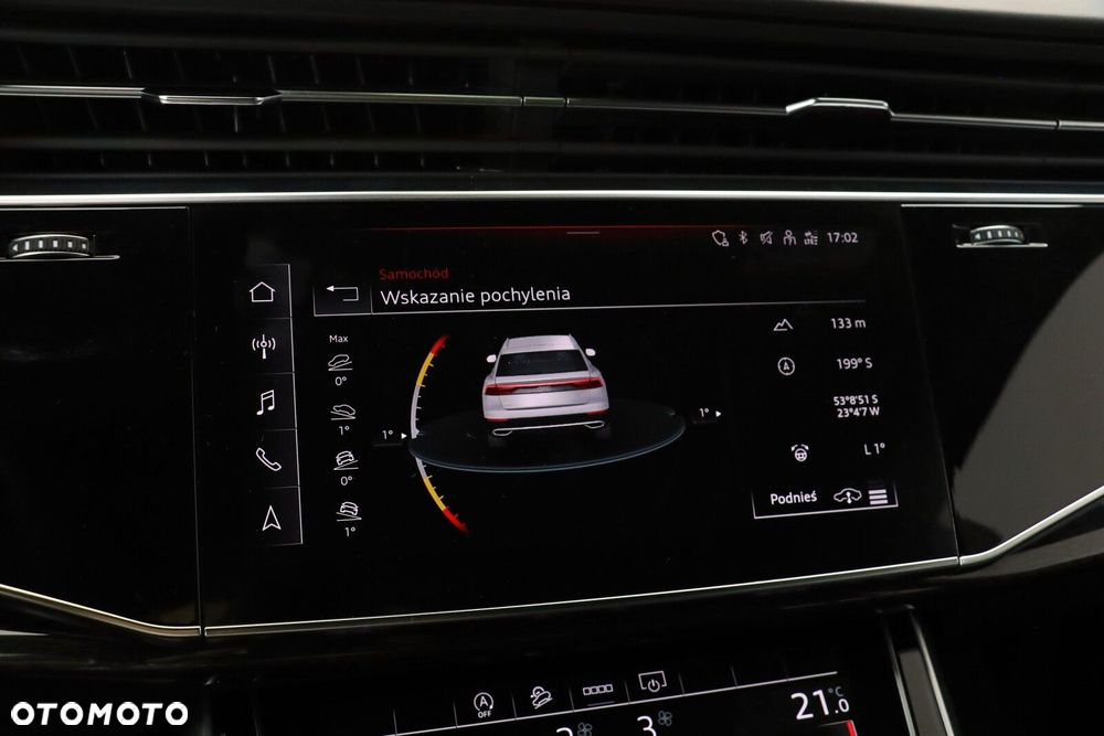 Audi Q8 - 40