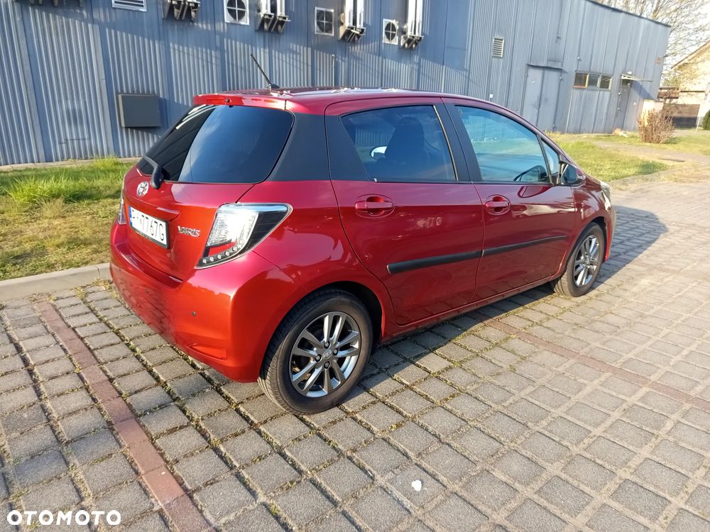 Toyota Yaris 1.33 Premium - 5