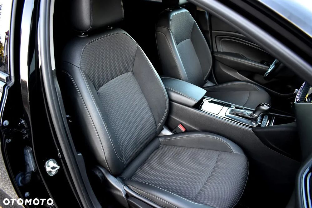 Opel Insignia 1.5 T GPF Exclusive S&S - 25