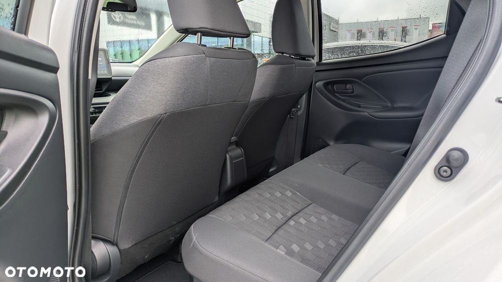 Toyota Yaris Hybrid 1.5 Style - 11