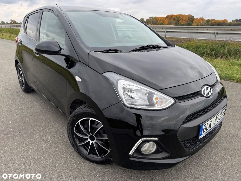 Hyundai i10 1.2 Fifa World Cup Edition - 2
