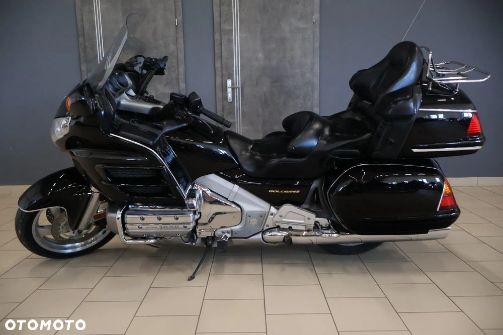 Honda GL - 6