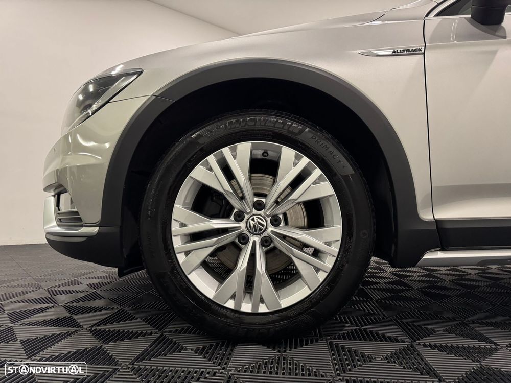 VW Passat Alltrack 2.0 TDi 4Motion - 11