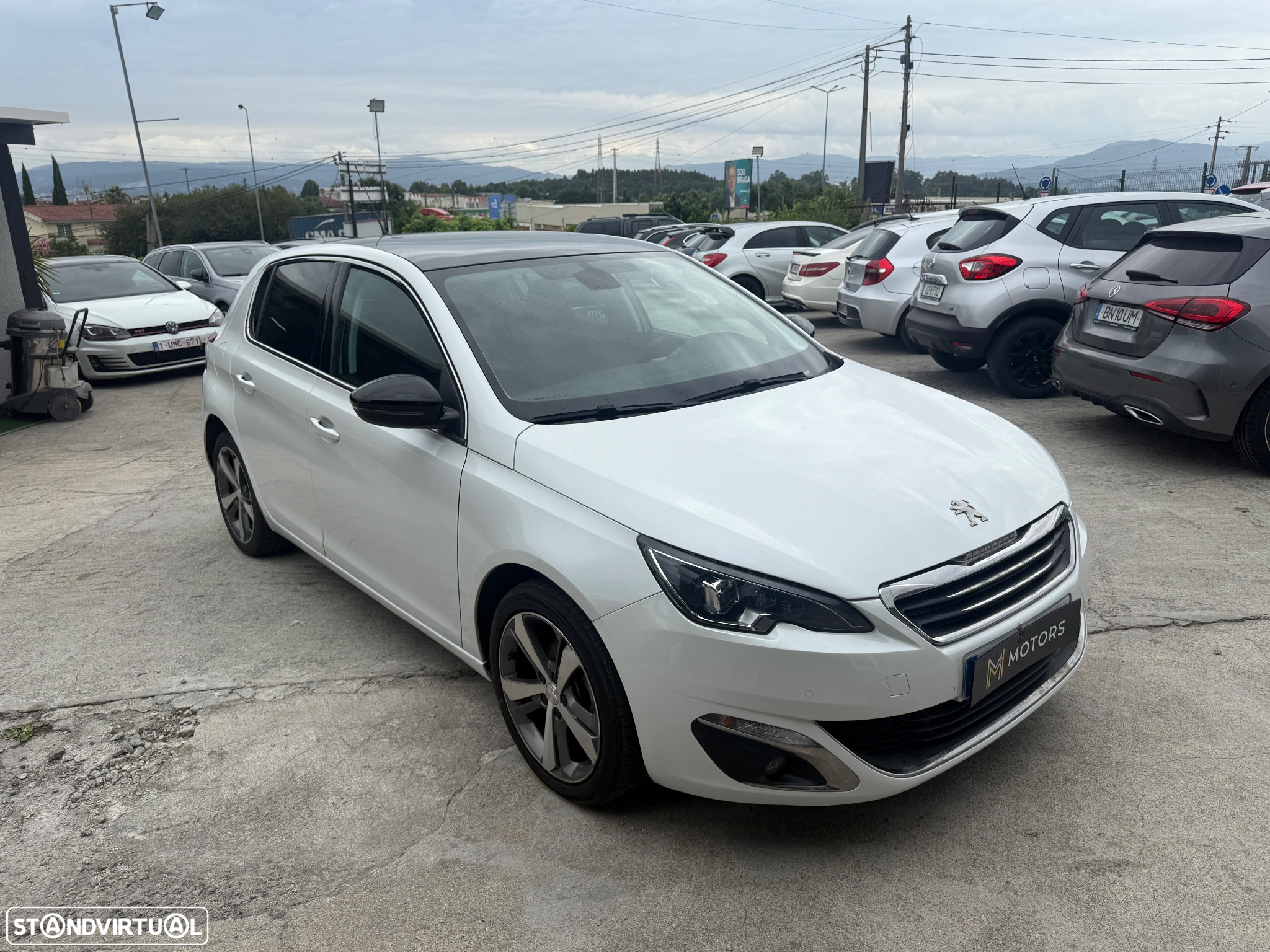 Peugeot 308 1.6 BlueHDi Allure J17 - 37