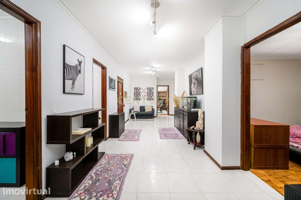 Excelente Apartamento T1 no Centro de Oliveira do Douro – Com Terraço - Grande imagem: 2/15