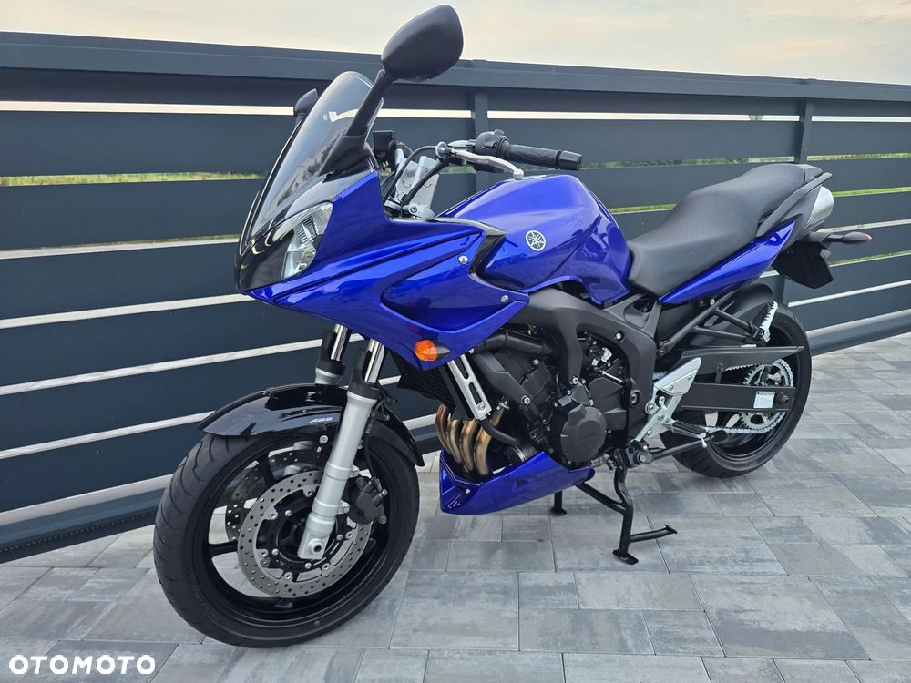 Yamaha FZ6 - 1