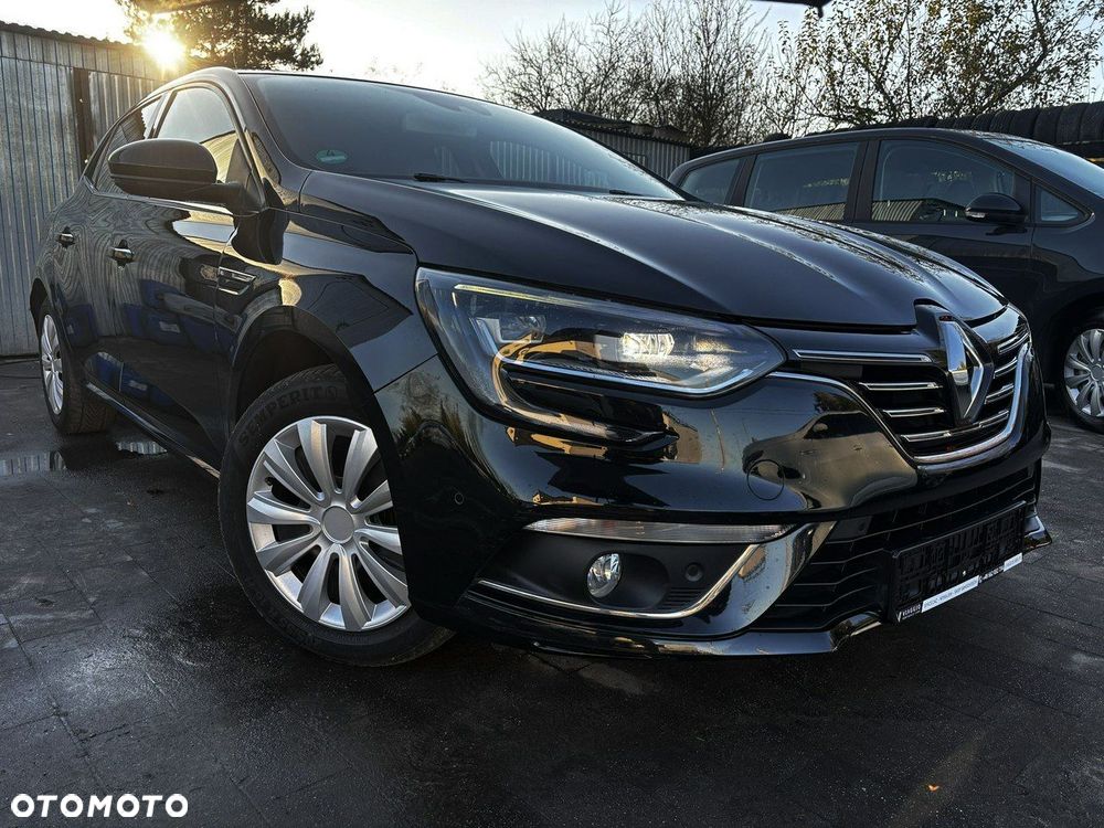 Renault Megane ENERGY TCe 130 BOSE EDITION - 2