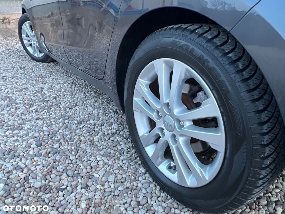 Kia Ceed 1.4 CVVT Dream Team Edition - 12