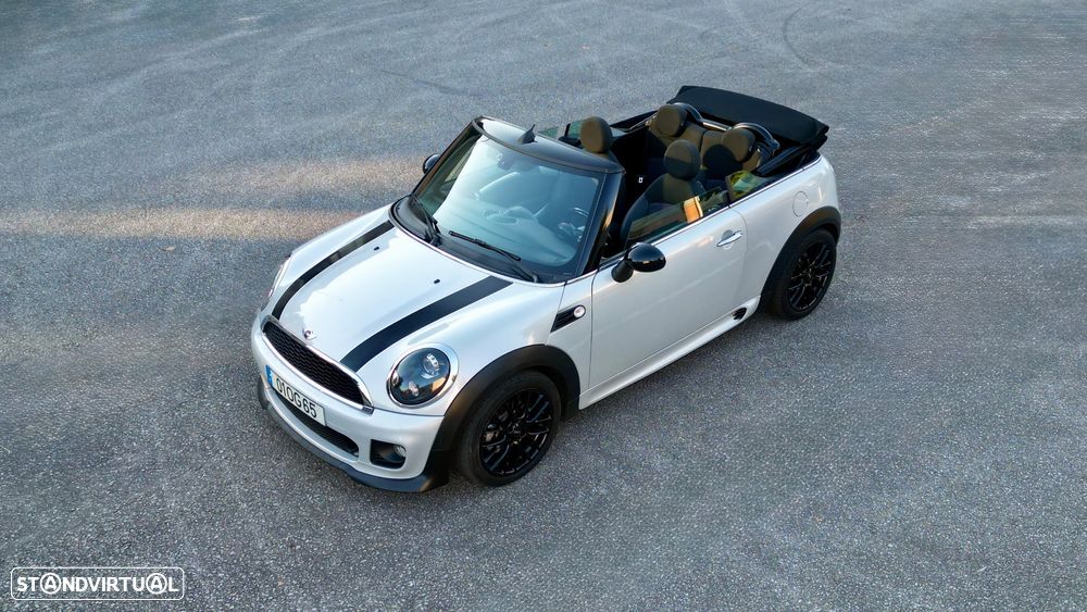 MINI Cabrio Cooper D - 2