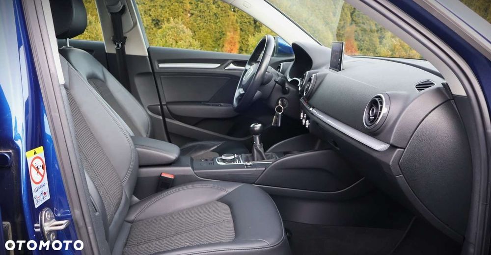 Audi A3 Sportback - 15