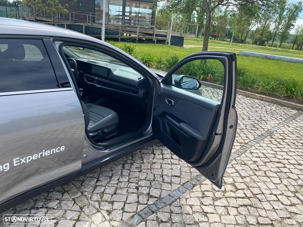 Kia K4 1.0 T-GDI Tech - 13