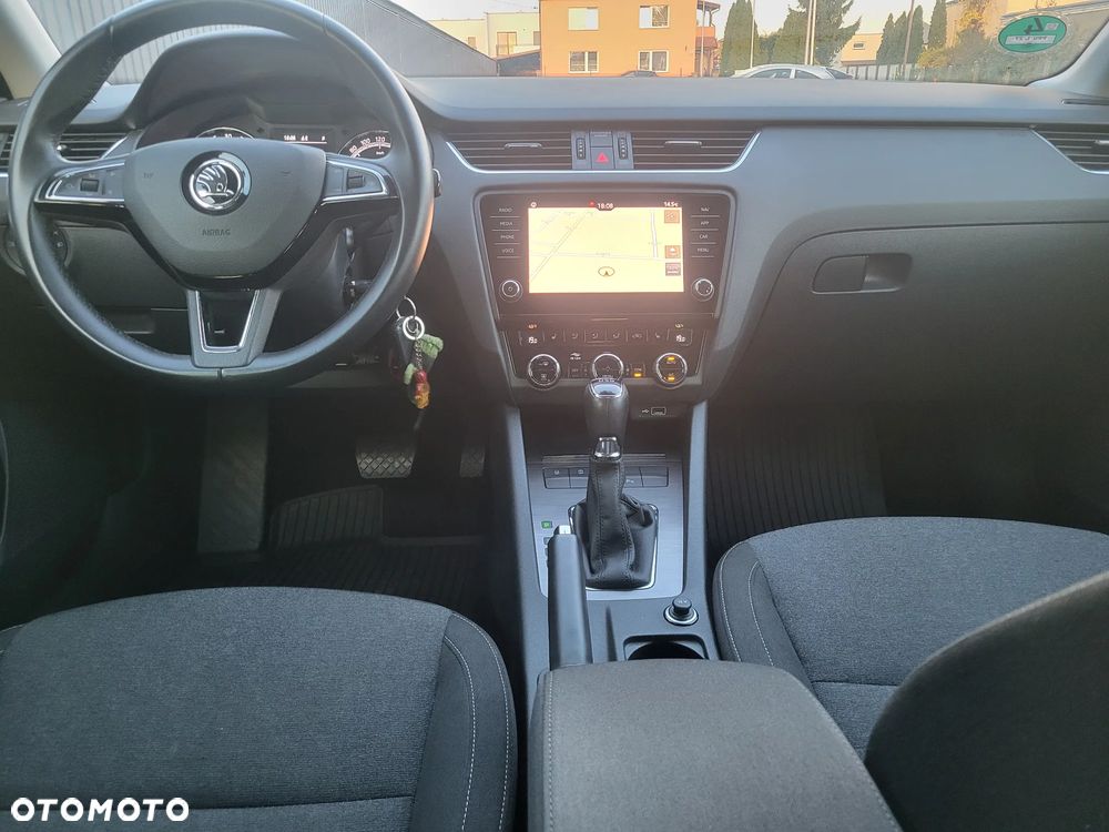 Skoda Octavia 2.0 TDI DSG Soleil - 11