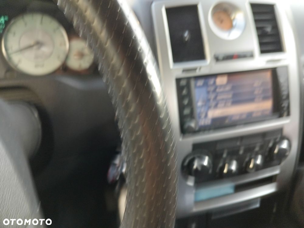Chrysler 300C - 4