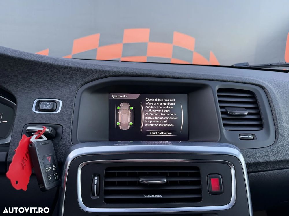 Volvo S60 D2 Linje Svart - 20