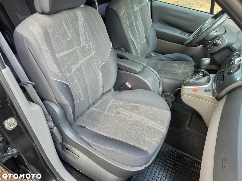 Renault Scenic 1.9 dCi Confort Expression - 6