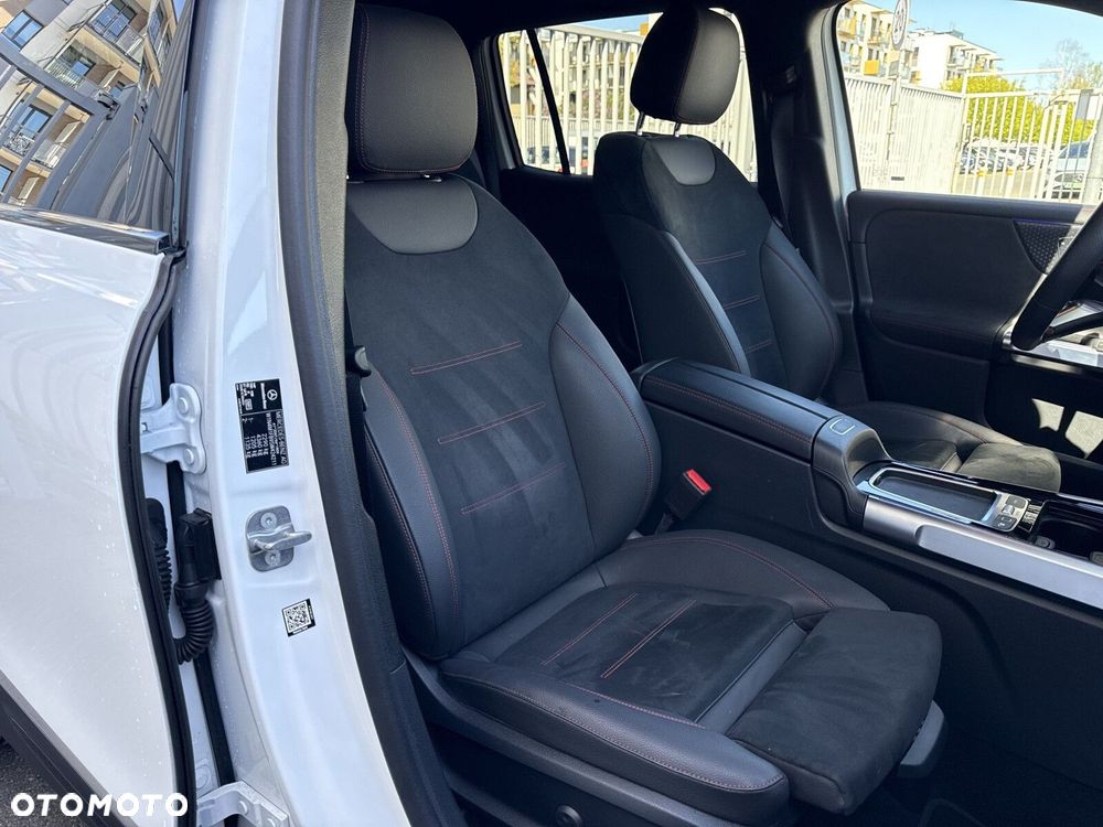 Mercedes-Benz GLB - 19
