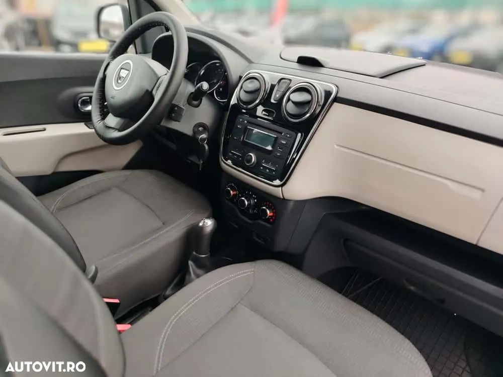 Dacia Lodgy 1.6 MPI 85 Ambiance - 2