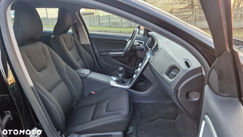 Volvo V60 DRIVe Summum - 10