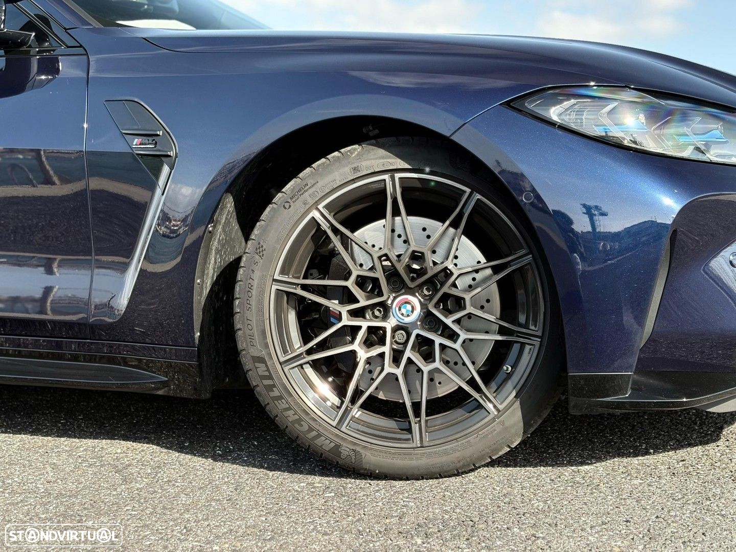 BMW M4 Competition xDrive Pack 50 anos M - 4
