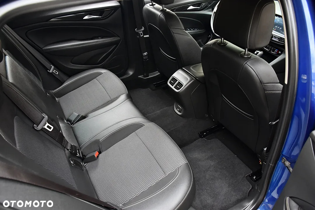 Opel Insignia 2.0 CDTI Business Elegance S&S - 8